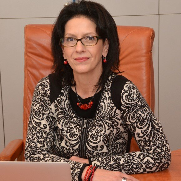 Carmen Szasz